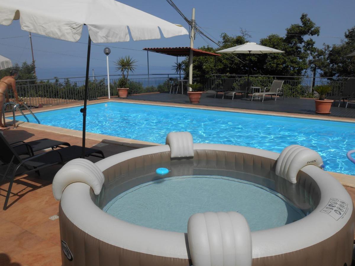 Al Villino Sunshine In Villa Con Piscina Ed Idromassaggio SantʼAlfio Exterior foto