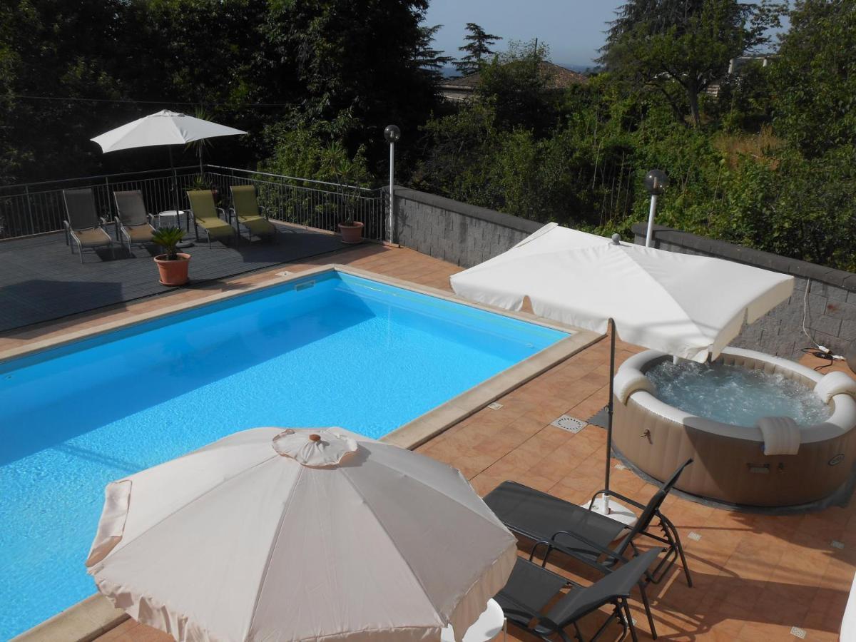 Al Villino Sunshine In Villa Con Piscina Ed Idromassaggio SantʼAlfio Exterior foto